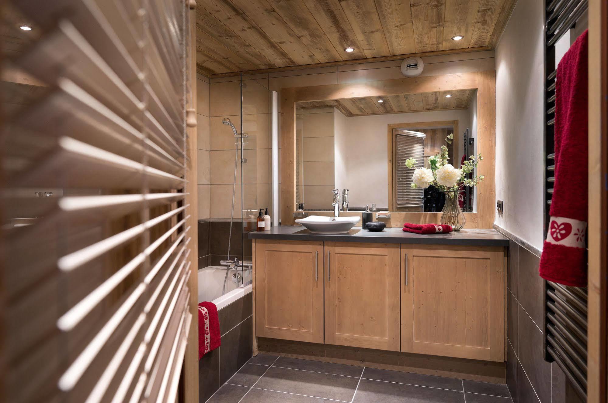 Cgh Residences And Spa Les Chalets De Leana Les Carroz d'Araches Εξωτερικό φωτογραφία